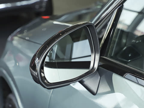 2026�� GLC 300 4MATIC ����SUV