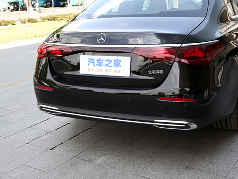 2026�� �Ŀ� E 300 L �����