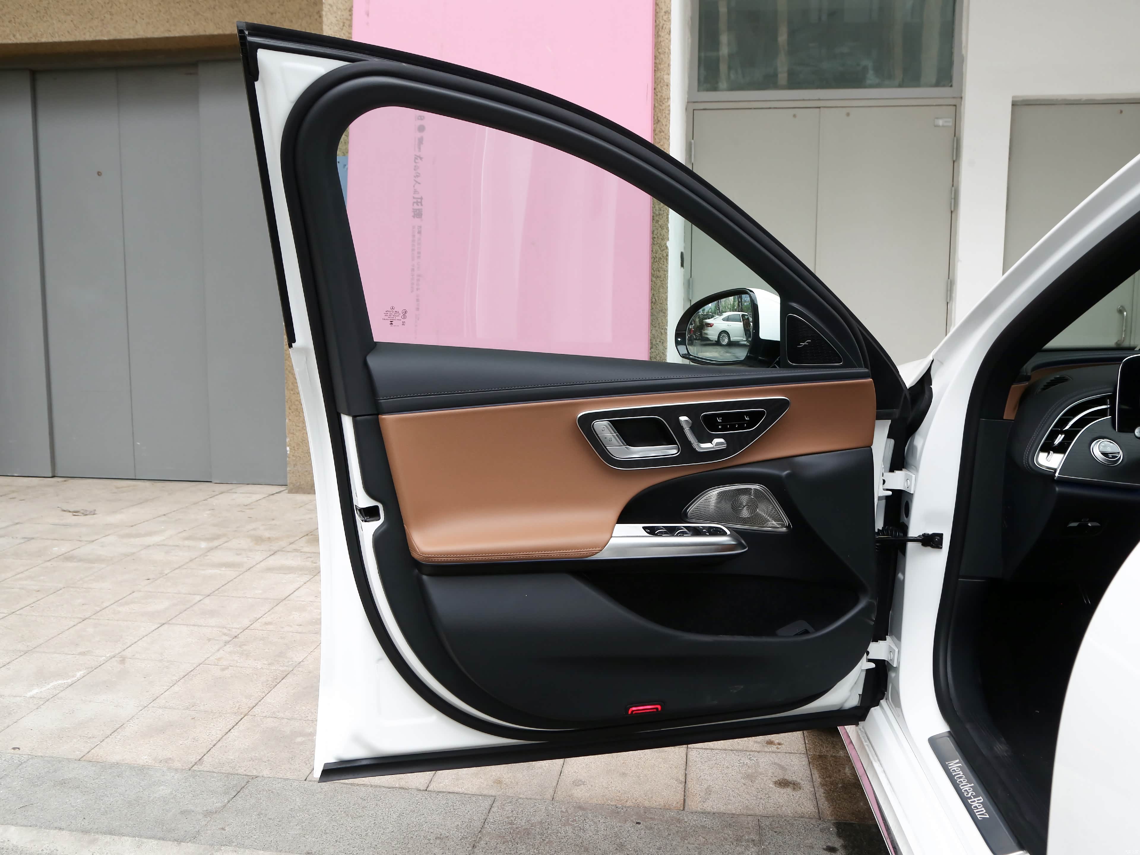 Mercedes-Benz E, миниатюра 21