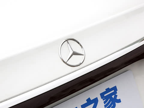2026�� �Ŀ�� E 300 L ʱ���˶���