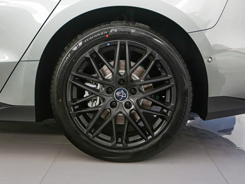 2026�� EV �Ǽݰ� 705KM���������