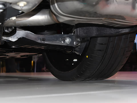 2026�� TFSI quattro 200kW �콢������