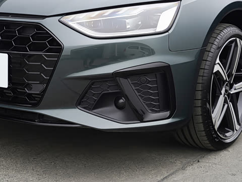 2026�� 200���������� 40 TFSI ����������