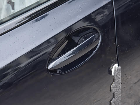 2026�� eDrive 40 L ��ҹ�˶���װ