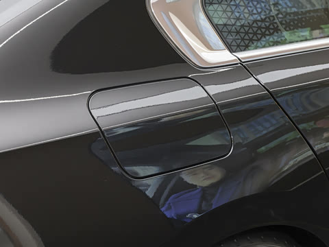 2026�� �Ŀ� 735Li M�˶���װ
