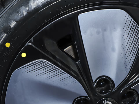 2026�� ���� 565 Plus