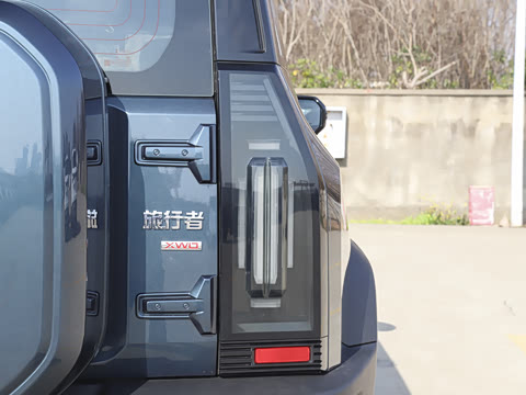 2026�� 2.0TD XWD ����