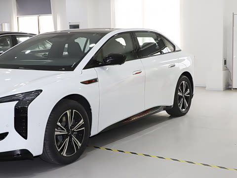 2025�� 600 ��ѡ��
