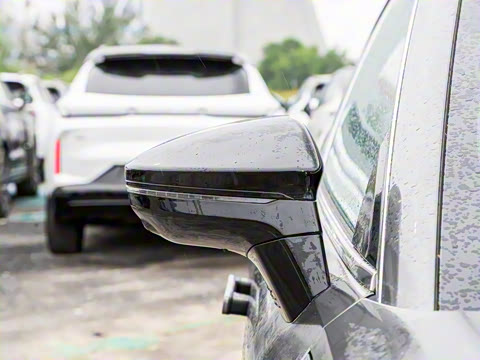 2025�� 60km EM-i ������