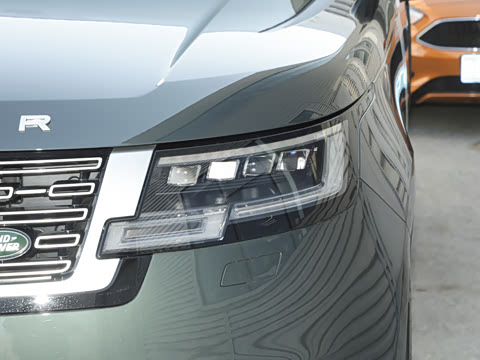 2026�� 3.0 L6 400PS AB�����