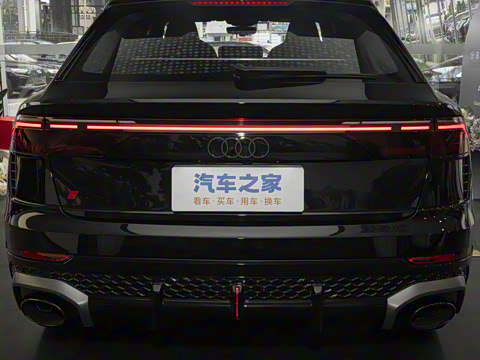 2026�� RS Q8 4.0T performance