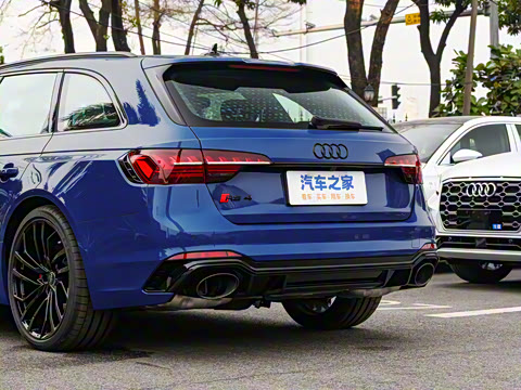 2024��  RS4 Avant ȼ���
