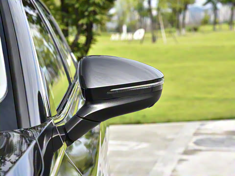 2026�� L 300TSI DSG ������