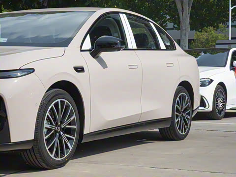 2025�� 550������