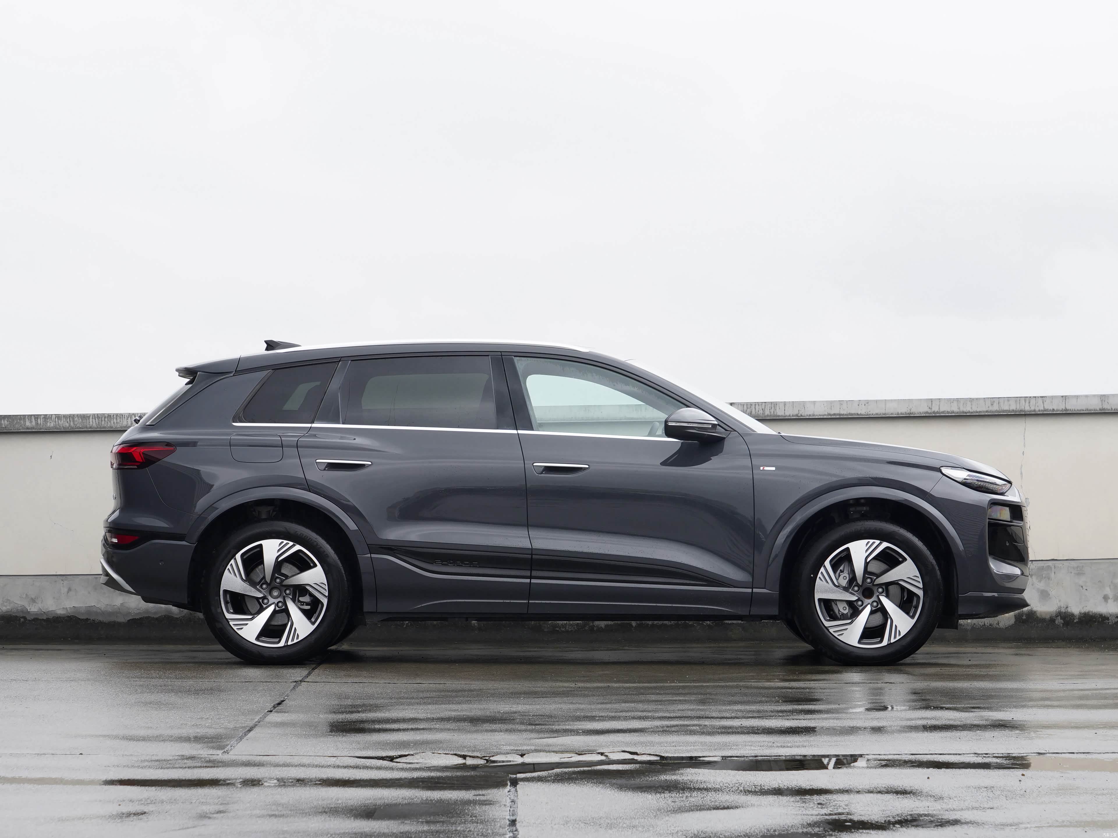 Audi Q6L e-tron, миниатюра 8
