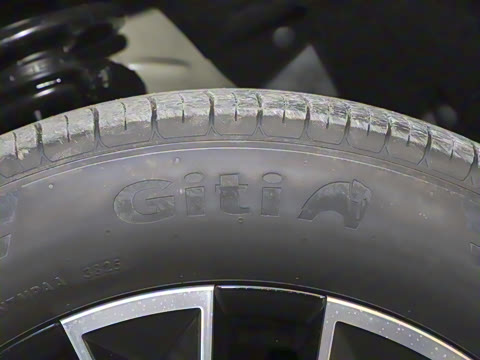 2025�� 205km Pro+��