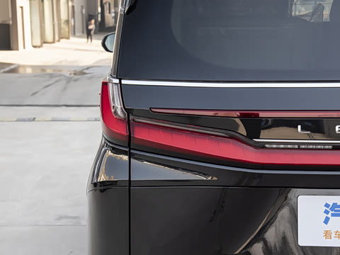 2025�� 500h ����������