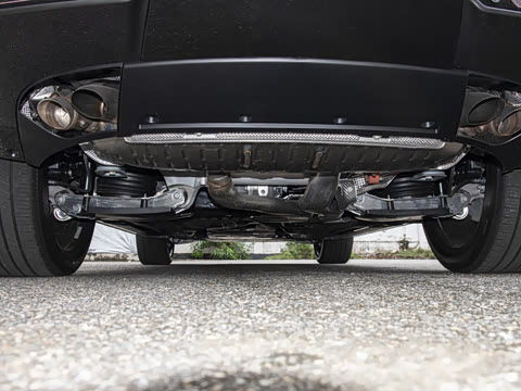 2026�� 4.4 V8 SV����� ����