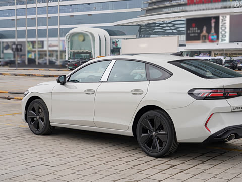 2026�� ���L GTS 380TSI ����