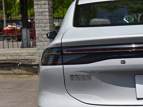 2026�� EV 550km ������