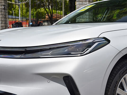 2026�� EV 550km ������