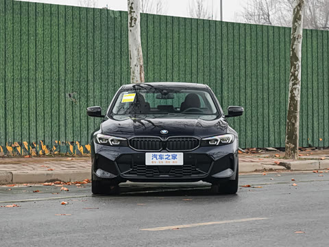 2026�� 330Li M�˶���ҹ��װ