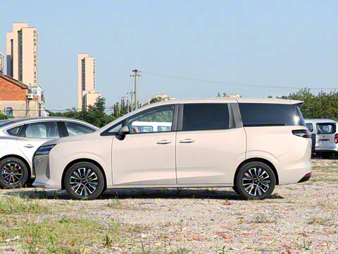 2025�� 1.5T CVT ��Ӣ��