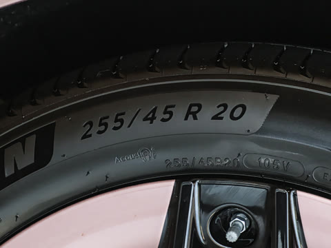 2025�� ���� Ultra�������� (896�߼����״