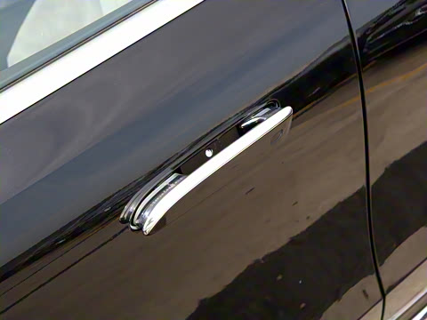 2026�� E 300 L �����