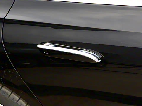 2026�� E 300 L �����