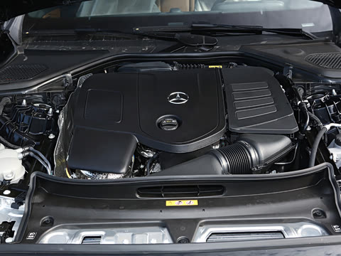 2026�� E 300 L �����