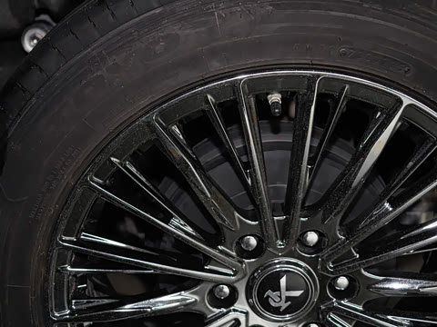 2026�� M7 3.5L ������36��������