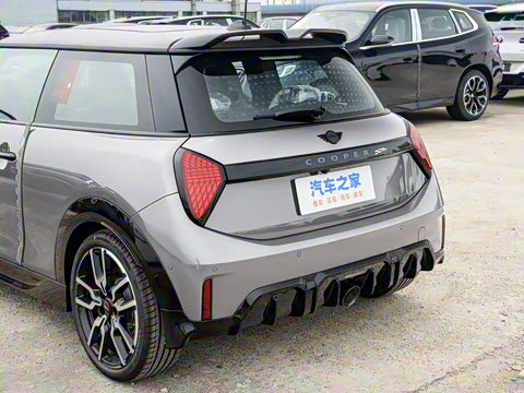 2025 JOHN COOPER WORKS