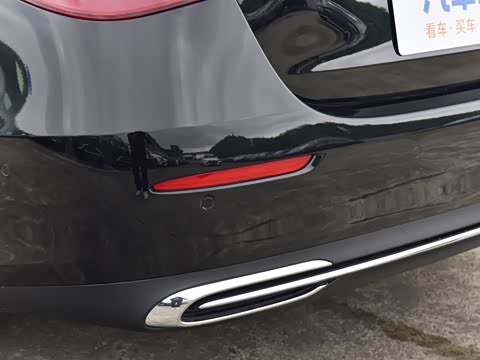 2026�� �Ŀ� E 260 L �����