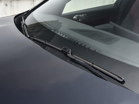2026�� xDrive40i M�˶���װ