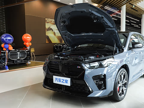 2026�� M35i