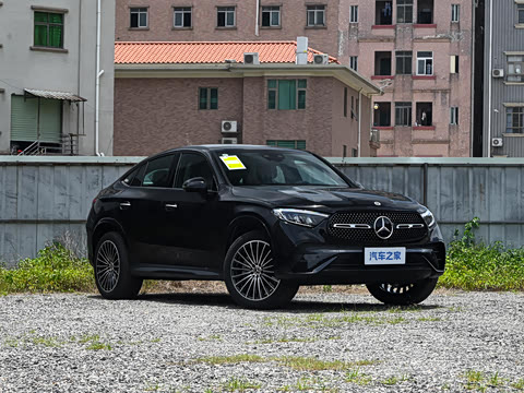 2026�� �Ŀ� GLC 300 4MATIC ����SUV
