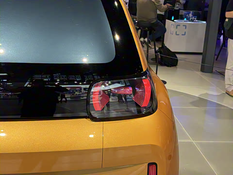 2025�� ������