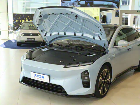 2025�� 100kWh Touring