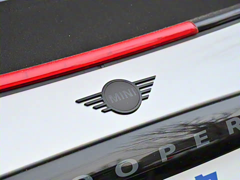 2025�� JOHN COOPER WORKS CABRIO