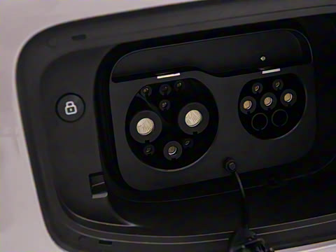 2025�� 750 ���������� Ultra