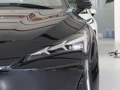 2025�� �Ŀ� 560MAX 185kW