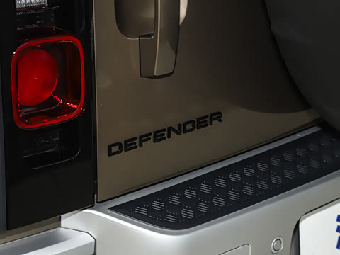 2025�� 110 3.0T P400 �����ر��