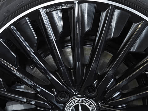 2026�� �Ŀ� CLE 300 4MATIC ������ܳ�