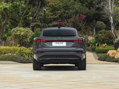 2026�� quattro Ǭ���Ǽݰ�