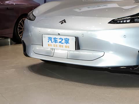 2025�� �Ŀ� 710 Max��