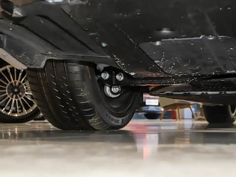 2025�� �Ŀ� 710 Max��