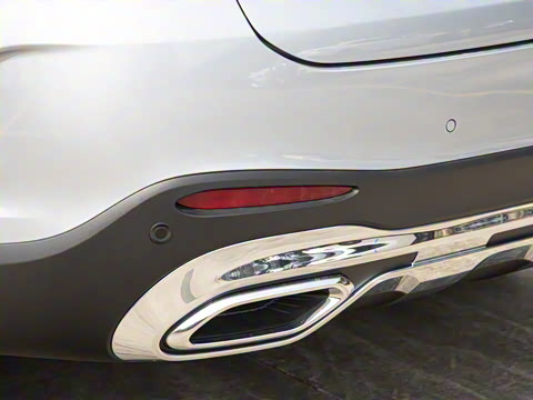 2025�� �Ŀ� GLC 260 L 4MATIC ������