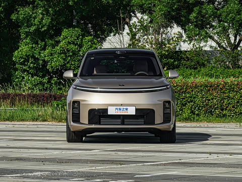 2026�� Livis