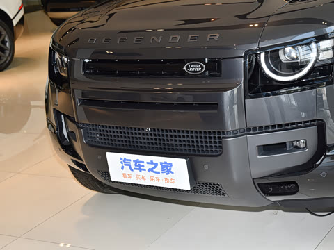 2026�� 110 3.0T P400 X-Dynamic HSE